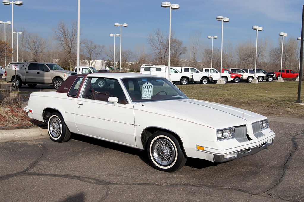 The 1981 Olds Cutlass was the height of 1980s cool. Photo courtesy of publicdomainpictures.net.