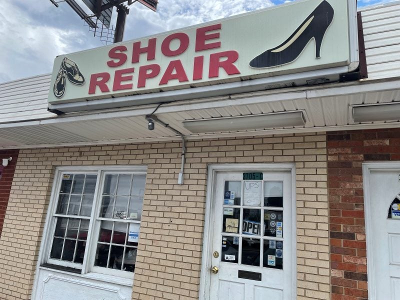 DoubleOSole Shoe Repair persists through pandemic and 25 years The