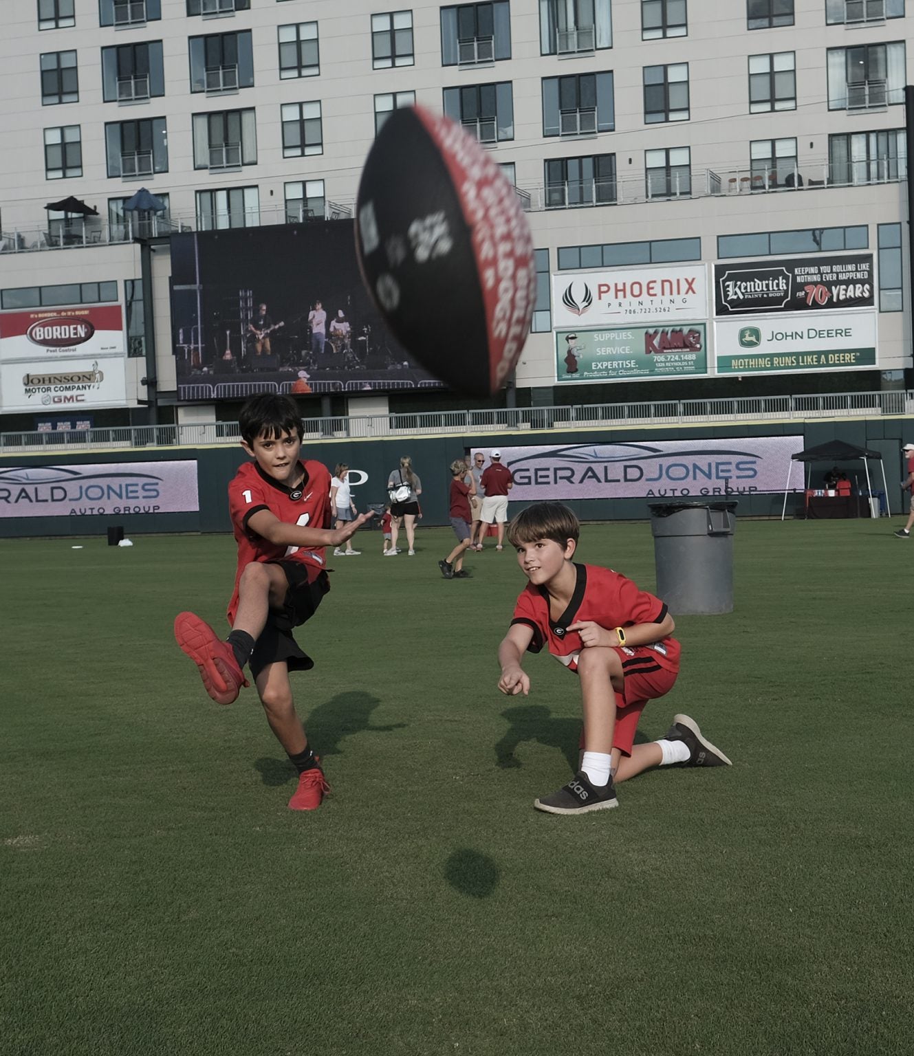 Photojournalism Border Bash The Augusta Press