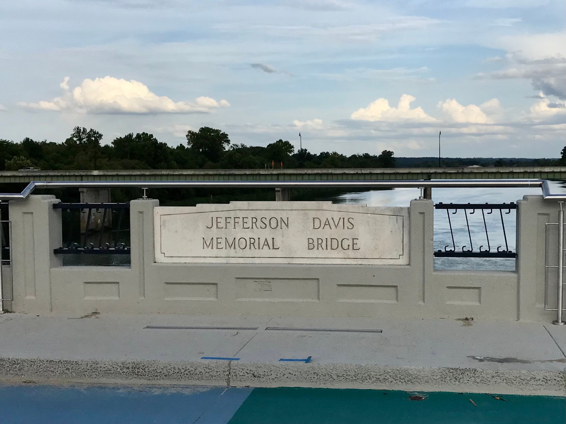 Jefferson Davis Memorial Bridge
