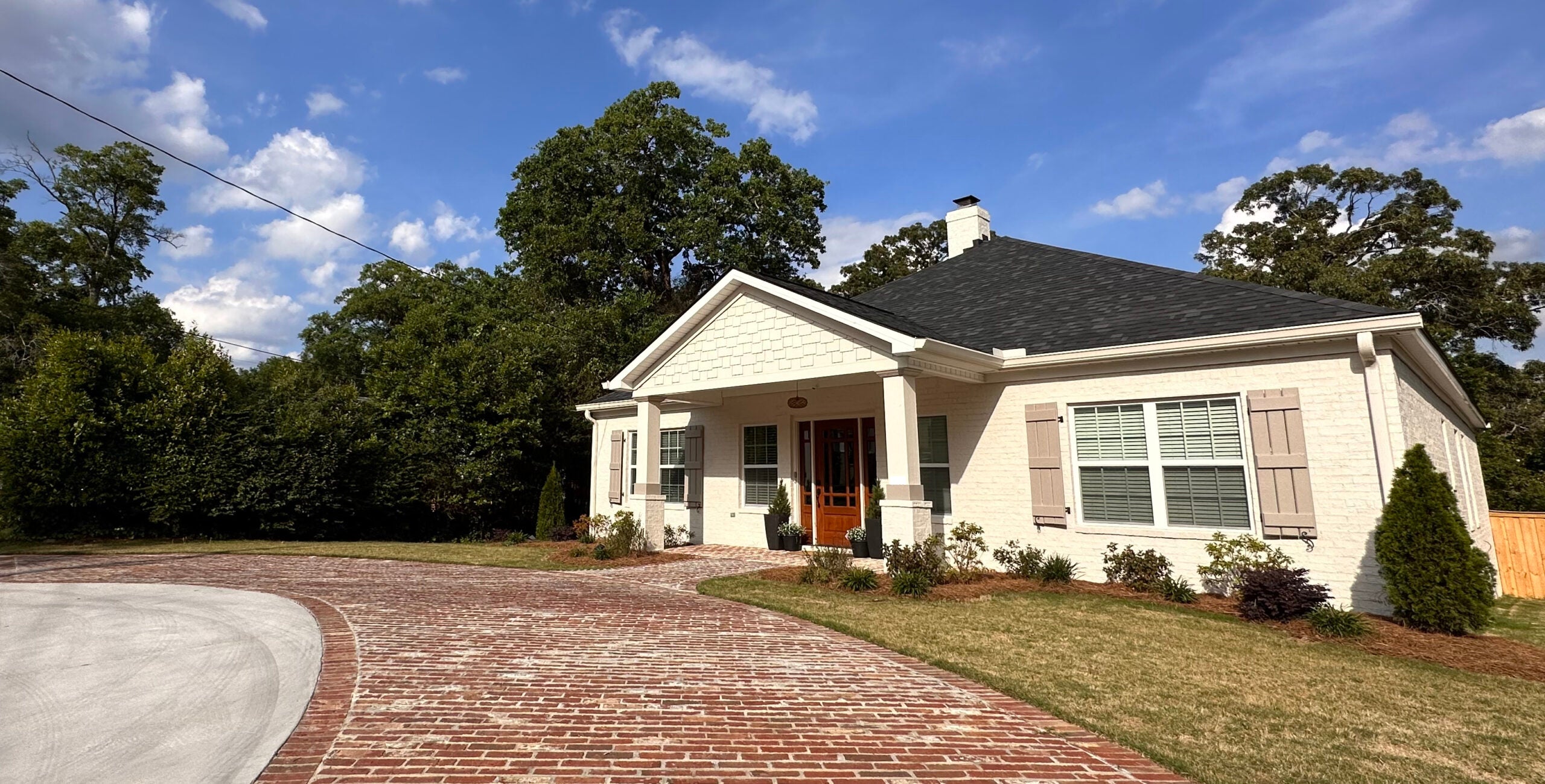 An Augusta short-term rental sits on a tree-lined city street. The house has ample off-street parking and lists for $2,842 weekly on an online booking platform. Augusta commissioners are looking at potentially drafting an ordinance to regulate short-term rentals after some have caused problems. Staff photo by Susan McCord