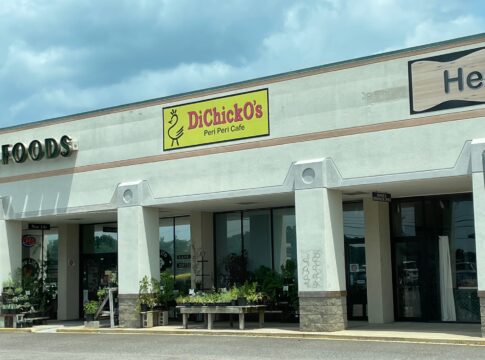 DiChickos1