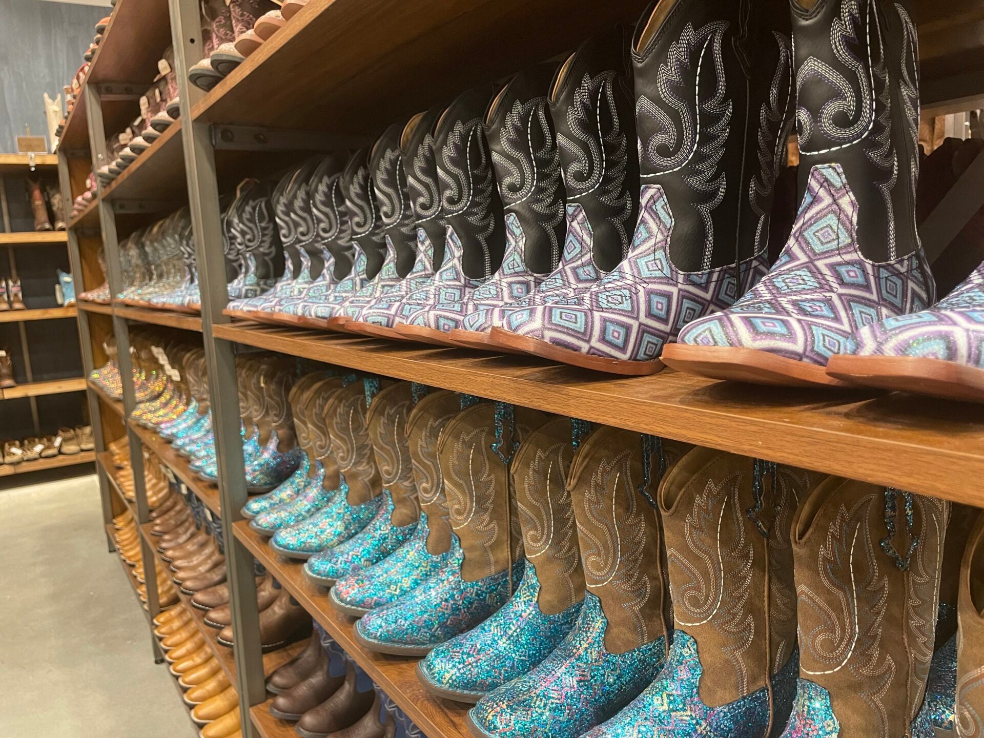 Boot Barn opens in Augusta The Augusta Press