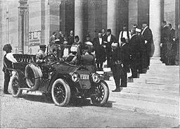 Franz Ferdinand and entourage after assassination attempt