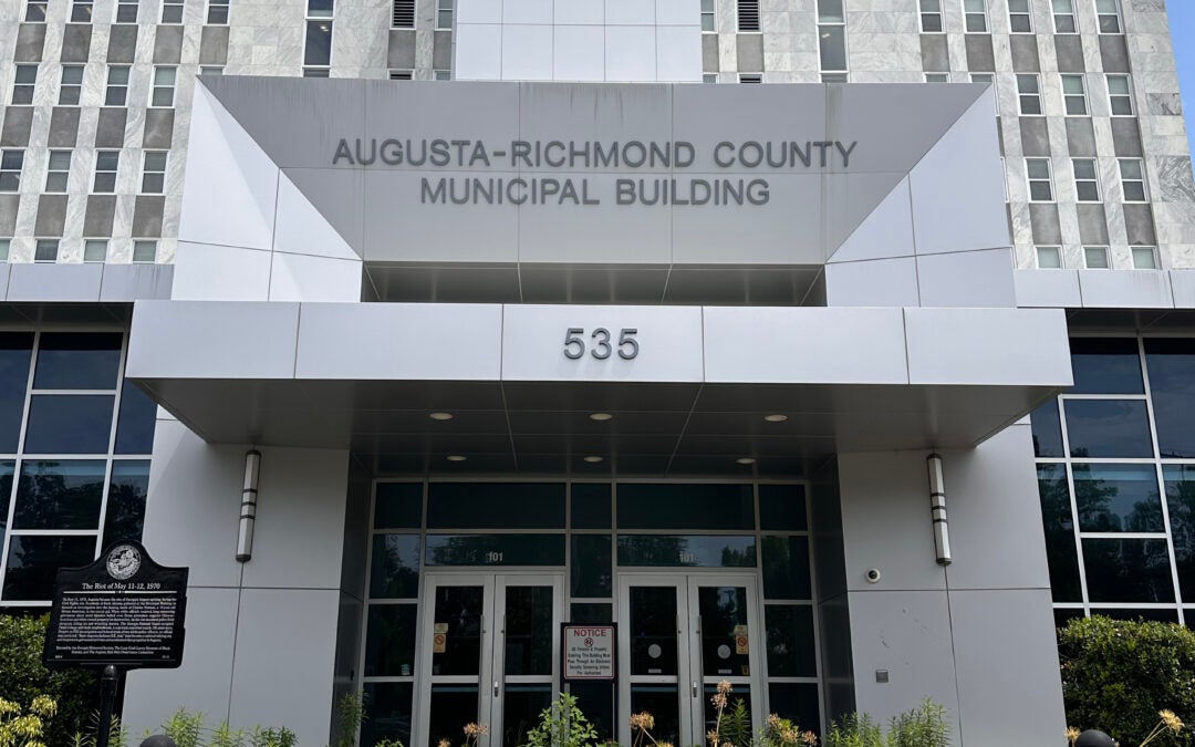 Augusta Municipal Building is the headquarters of city government. Susan McCord/staff
