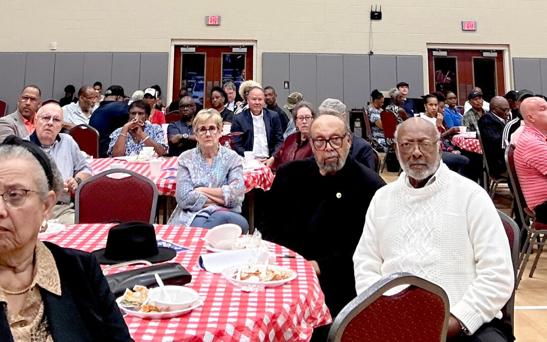 Supporters, curious and questioning attended a Thursday meeting about revising Augusta's charter organized by Mayor Garnett Johnson. Staff photo by Susan McCord