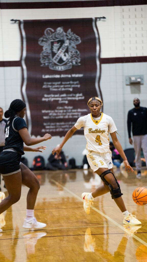 At the Battle of the Border on Saturday, Jan. 4, local high school basketball teams battled it out on the court. Staff photo by Teon Scott