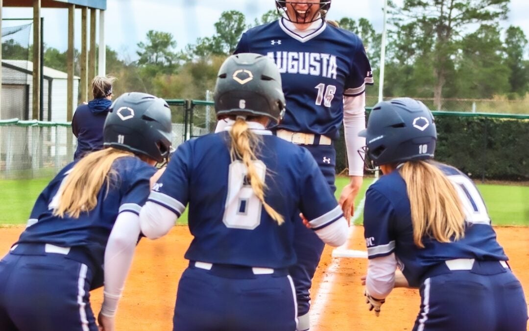 The Augusta University softball team. Staff photo by Jaxon Garner.
