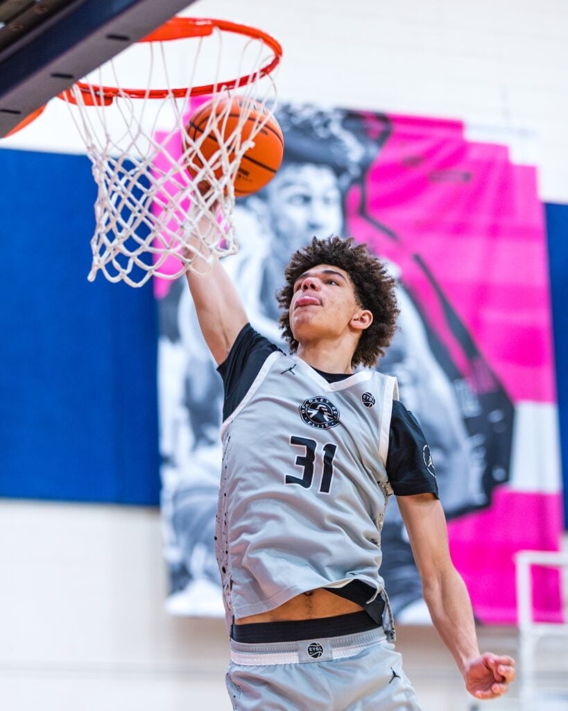 The final day of the Nike EYBL Peach Jam Tournament was held on Sunday, July 20 and Bradley Beal Elite came out on top. They defeated the NY Rens 55-75. Photos by Ryan Bacheller