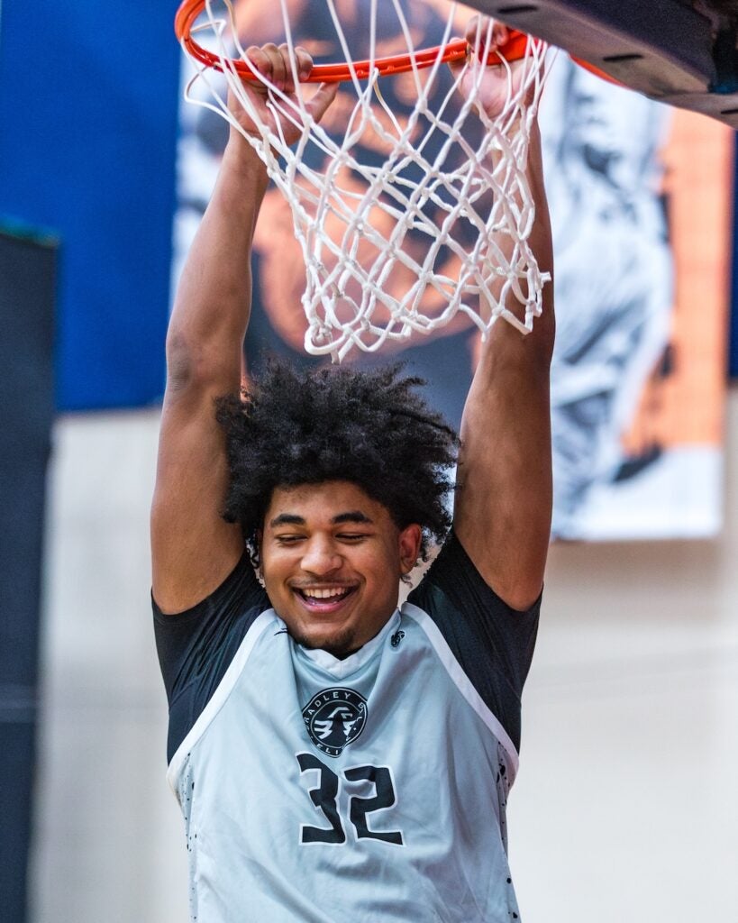 The final day of the Nike EYBL Peach Jam Tournament was held on Sunday, July 20 and Bradley Beal Elite came out on top. They defeated the NY Rens 55-75. Photos by Ryan Bacheller