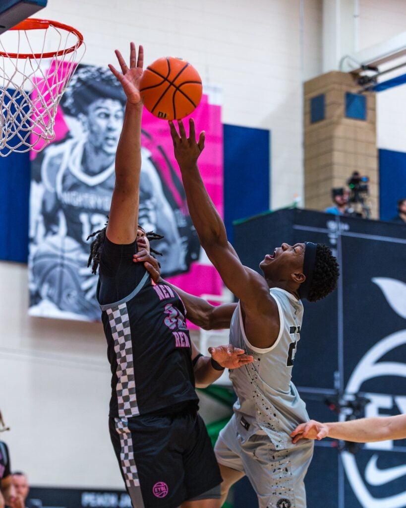The final day of the Nike EYBL Peach Jam Tournament was held on Sunday, July 20 and Bradley Beal Elite came out on top. They defeated the NY Rens 55-75. Photos by Ryan Bacheller
