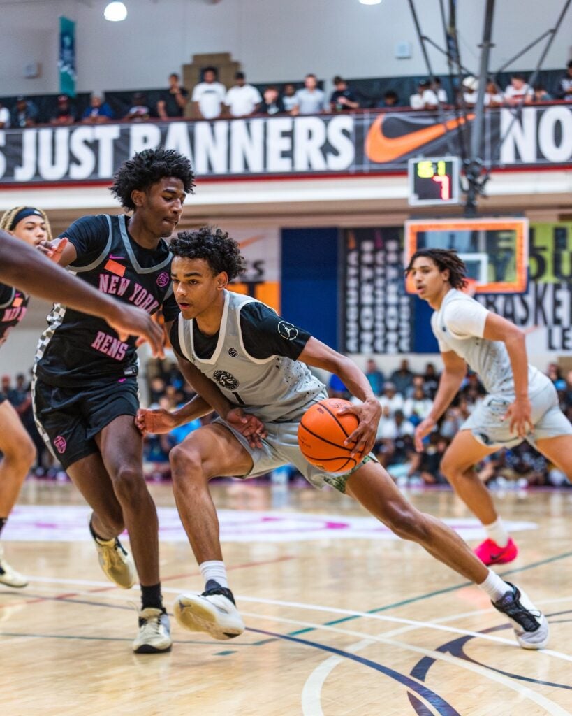 The final day of the Nike EYBL Peach Jam Tournament was held on Sunday, July 20 and Bradley Beal Elite came out on top. They defeated the NY Rens 55-75. Photos by Ryan Bacheller