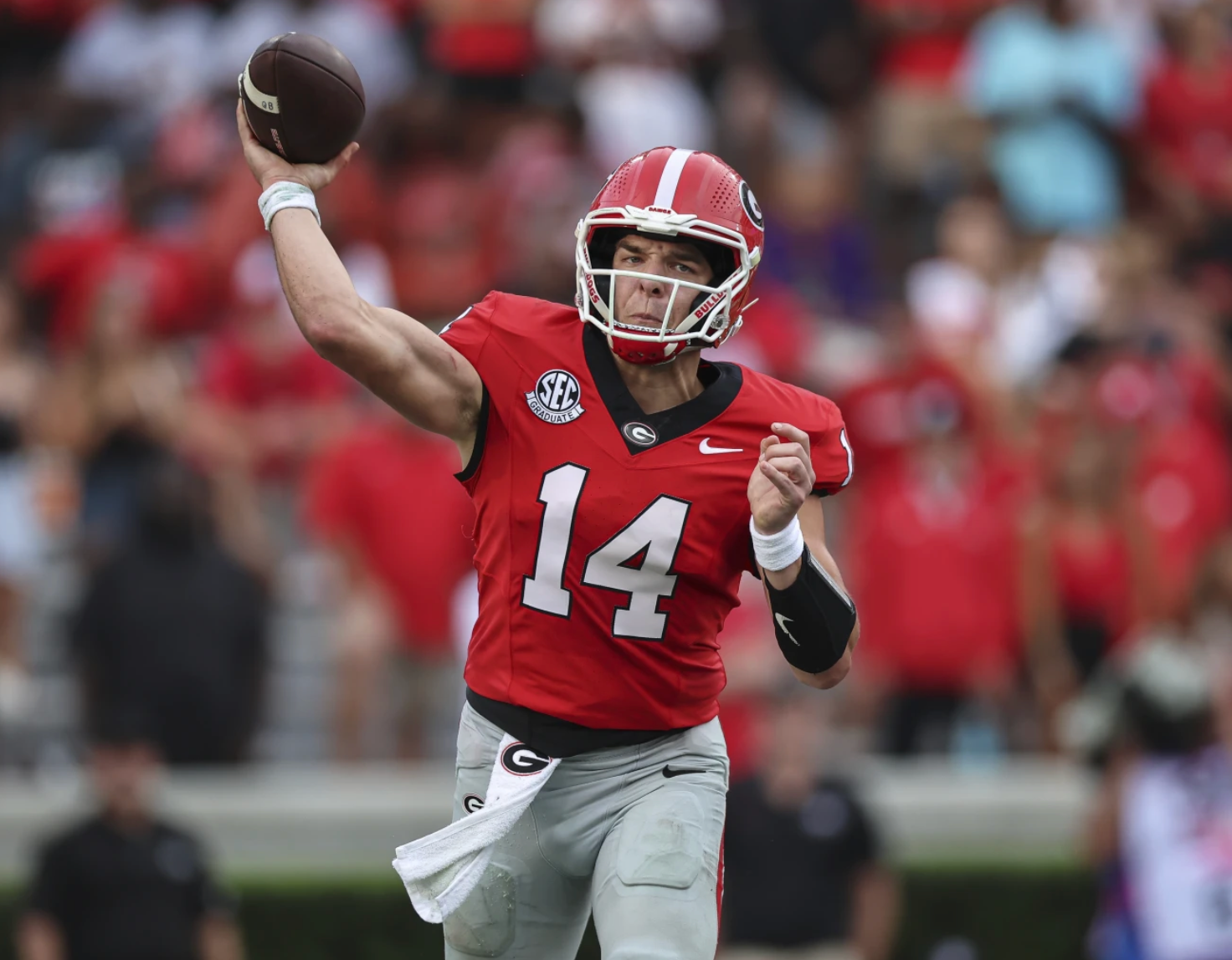 College football Week 3: No. 6 Bulldogs at No. 15 Vols main event; No. 18 USF heads to No. 5 Miami