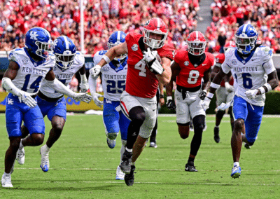 Georgia tight end Oscar Delp (4) runs with ball after a catch during a game against Kentucky at Sanford Stadium in Athens, Ga., on Saturday, October 4, 2025. (photo by Rob Davis)