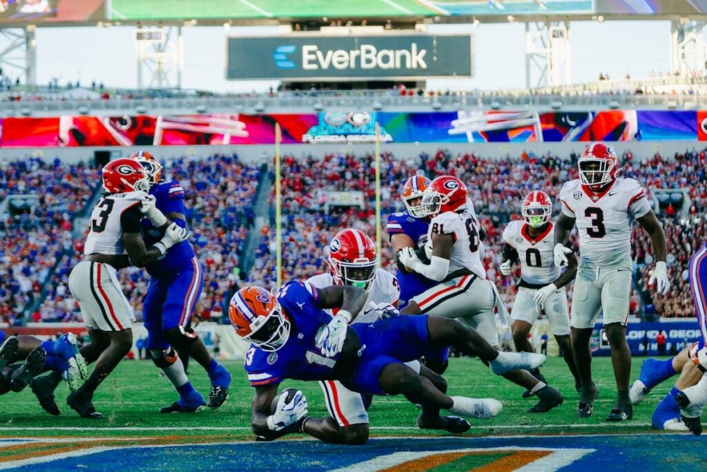 The Georgia Bulldogs managed to hang on during the game on Saturday to defeat Florida 24-20 at the "World's Largest Outdoor Cocktail Party" in Jacksonville.