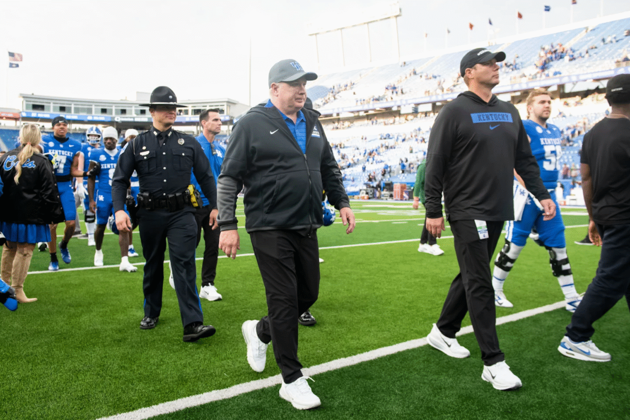 Kentucky fires SEC’s longest-tenured coach in Mark Stoops, hires his ...