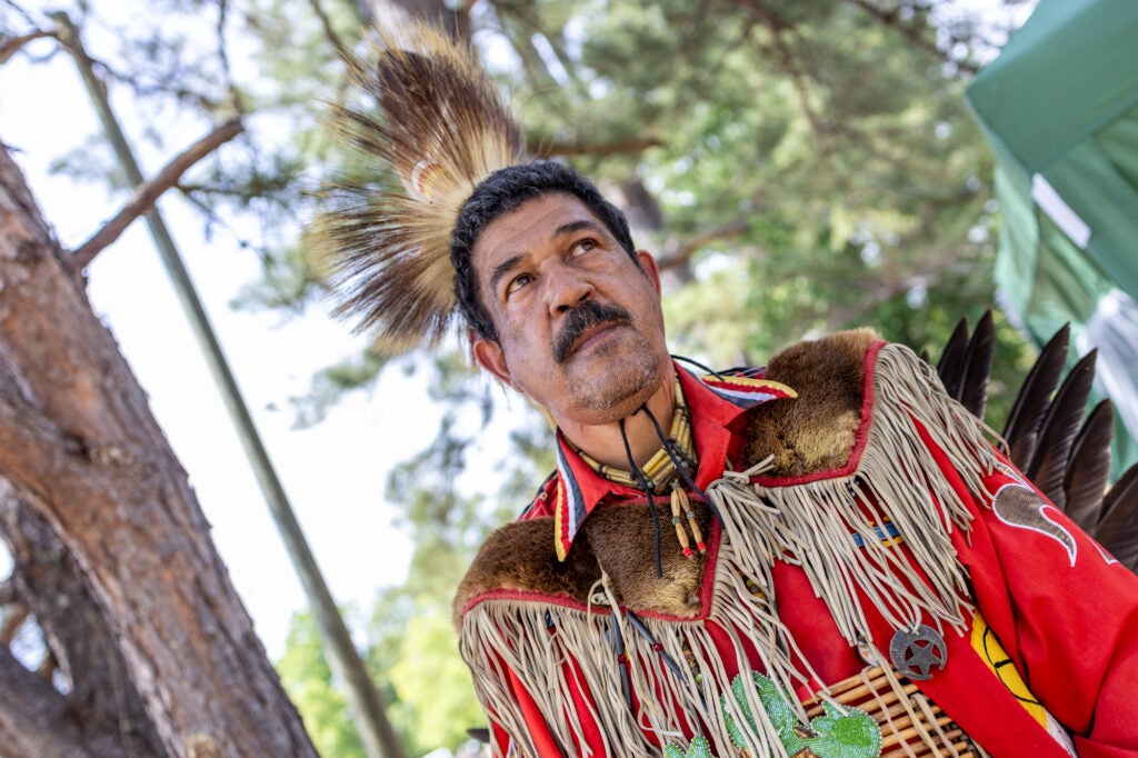 Kisah Foto: Kumpulan Pertemuan Pow Wow Merayakan Budaya Asli Amerika di Evans